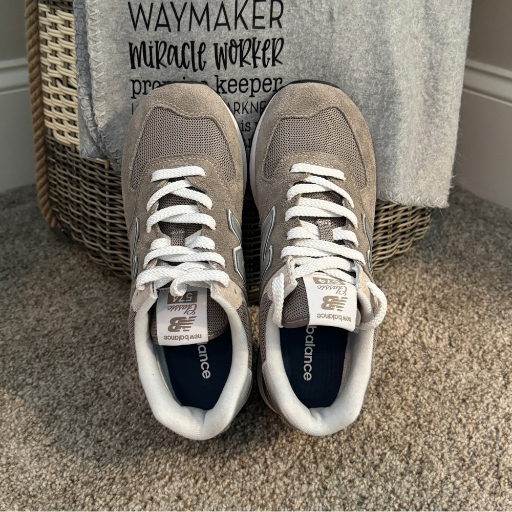 New Balance 574 Core. Size 8. Like New without box.